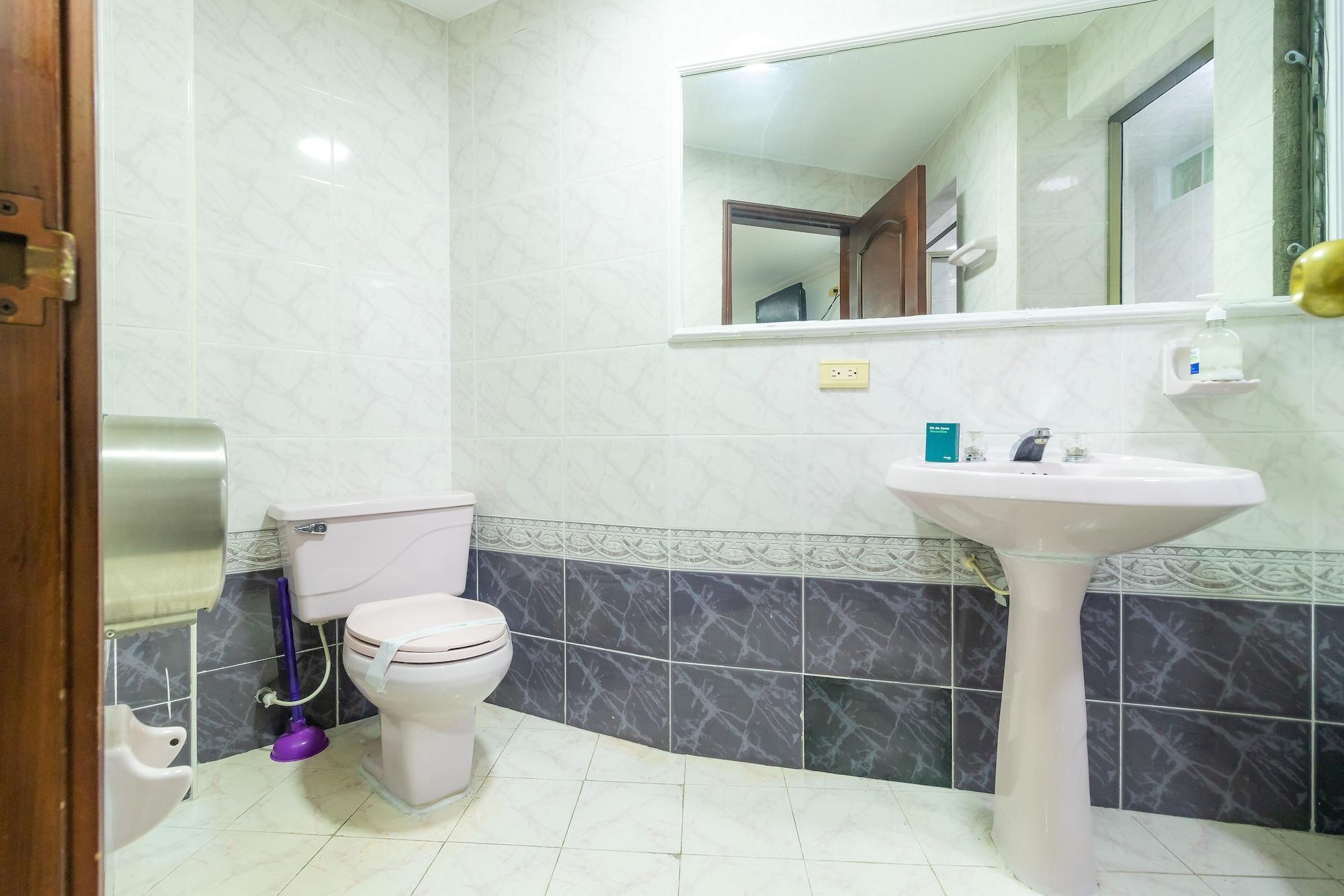 Hotel Ayenda Normandy Μπογκοτά Εξωτερικό φωτογραφία